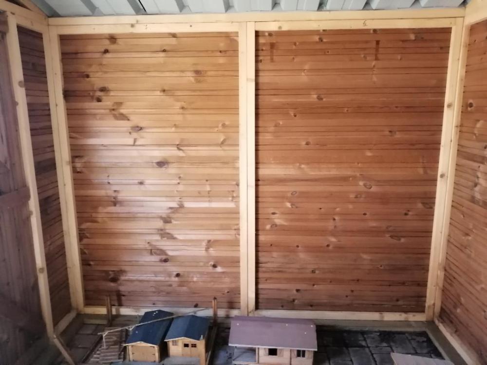 Abri moderne 5 m² avec panneaux et bac acier - Foresta Nova THEORA