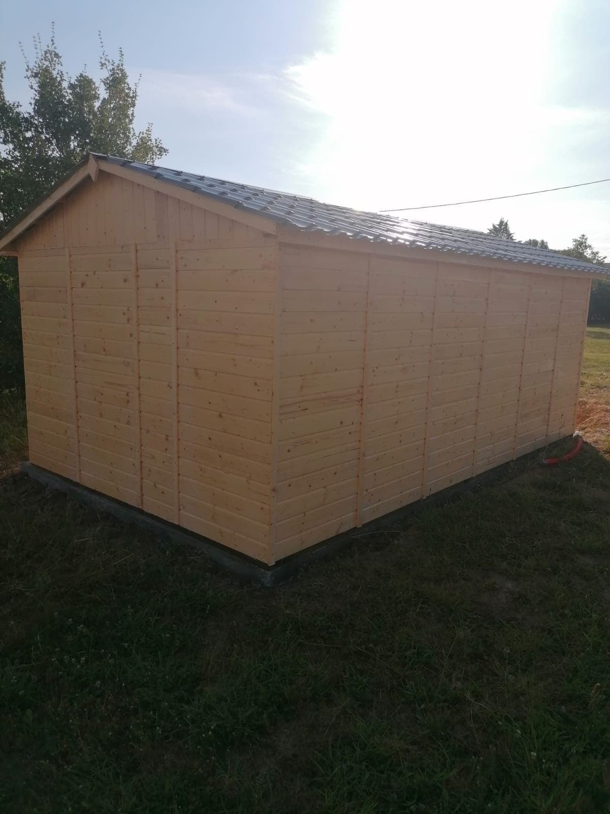 Garage Bois 1er prix - Foresta GRENOBLO - ABRIS DISTRI